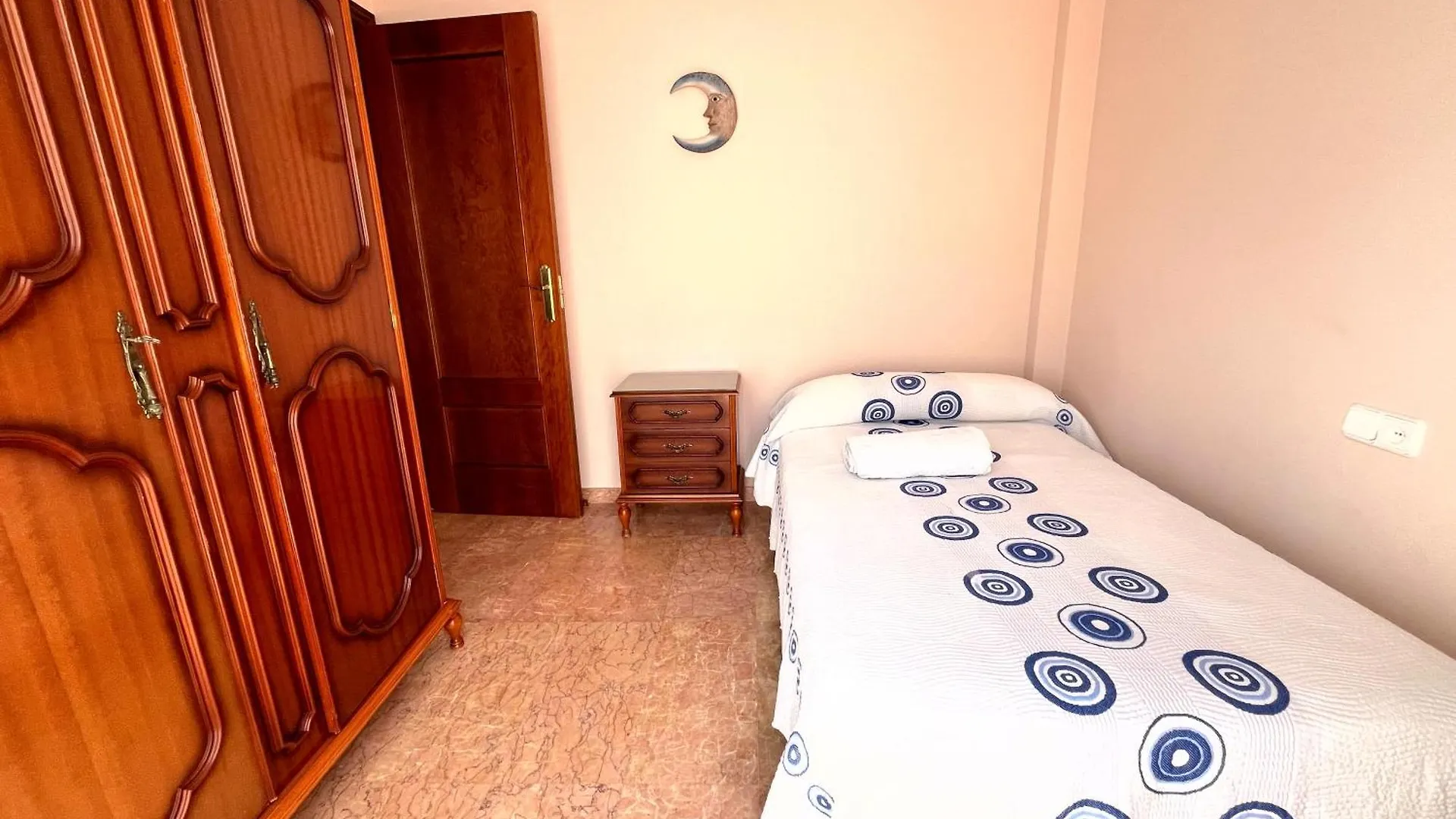 Casa Adosada Con Piscina En Velilla - Almunecar Villa